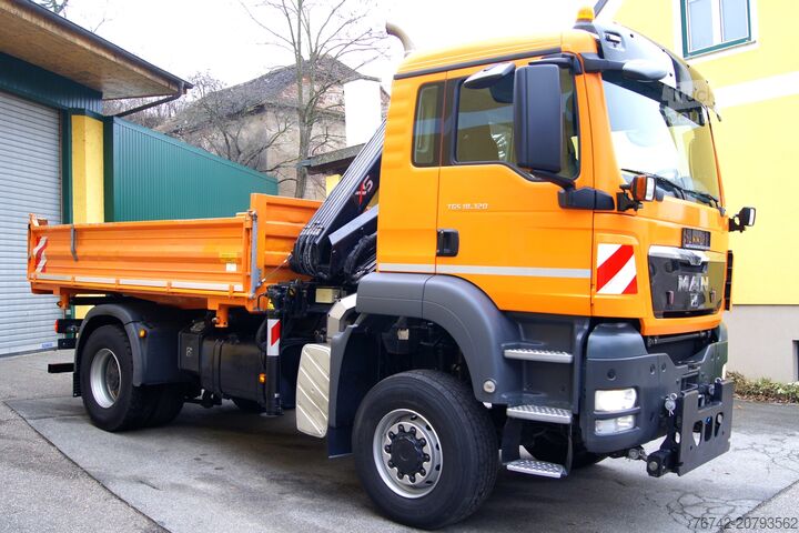 Krautuvas sumontuotas ant sunkvežimio MAN TGS 18.320 BL 4x4 /HIAB 088 B-2/ Winterdienst