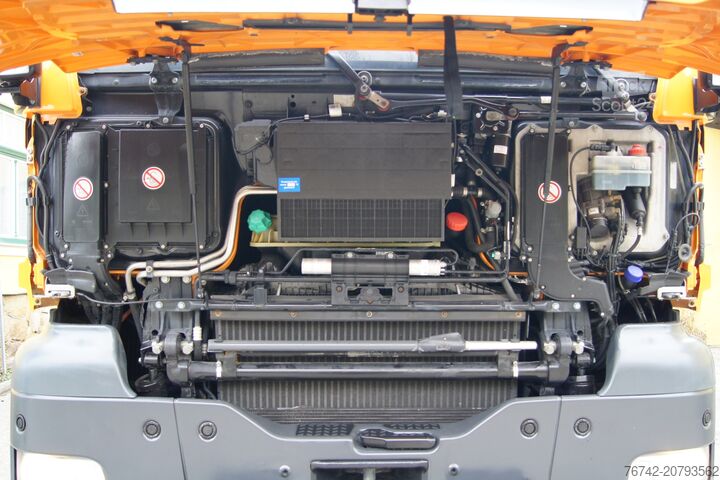 Krautuvas sumontuotas ant sunkvežimio MAN TGS 18.320 BL 4x4 /HIAB 088 B-2/ Winterdienst