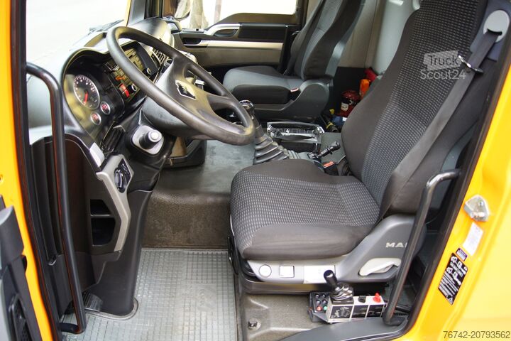 Krautuvas sumontuotas ant sunkvežimio MAN TGS 18.320 BL 4x4 /HIAB 088 B-2/ Winterdienst