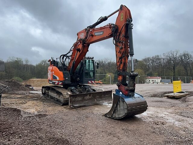 Verižni bager Doosan DX235LCR-5