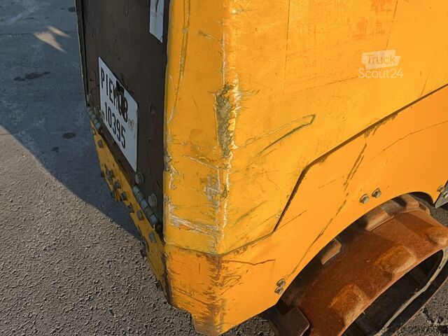 Tandemski valjar Ammann ARR 1575 – Remote-Controlled Trench Roller Ideal for Soil Compaction