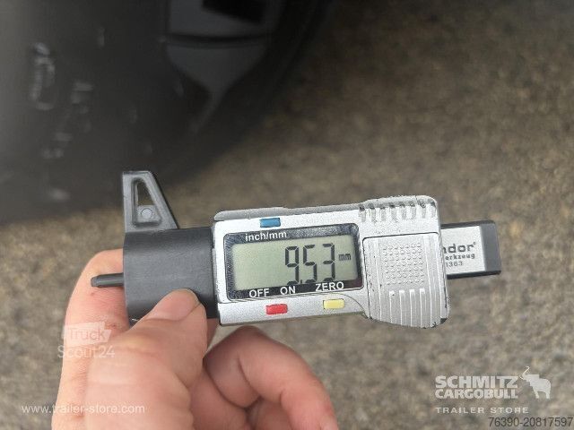 Naczepa chłodnia Schmitz Cargobull Semitrailer Reefer Standard divu klāju