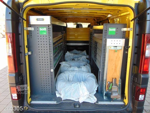 Panelová dodávka RENAULT Trafic 2.0 dCi 145 L2 AHK-Bott-Klima-Navi-Kamera