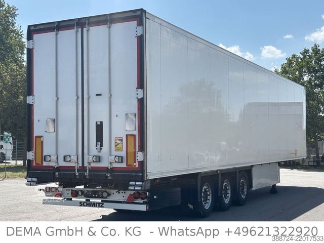 Hladilna polprikolica SCHMITZ CARGOBULL SCBS3B*Rohrbahnen*Meet Fleisch*Schmitz-Achsen*
