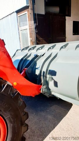 Kolový nakladač KOMATSU WA 270 Top wie Liebherr 524/538