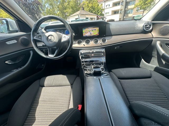 Minibus MERCEDES-BENZ E 220d T Automatik 143kw * LED * Navi * Kamera
