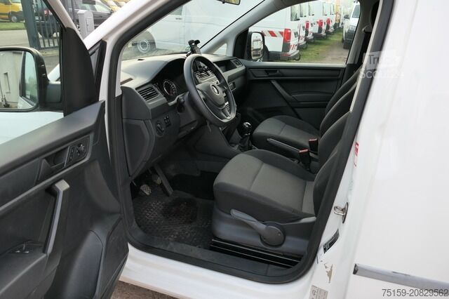 Slēgtais furgons Volkswagen Caddy 2.0 TDI 4Motion 2-Sitzer Klima Tempomat Werkstatteinbauten COC
