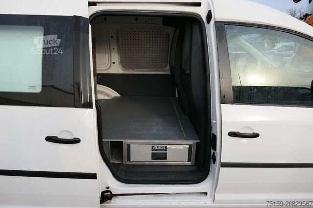 Slēgtais furgons Volkswagen Caddy 2.0 TDI 4Motion 2-Sitzer Klima Tempomat Werkstatteinbauten COC Rückfahrkamera