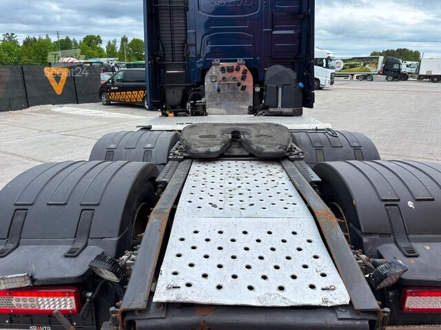 Standardtraktor Volvo FH 540 6x4 GLOBE XL / RETARDER / HYDRAULICS / T...