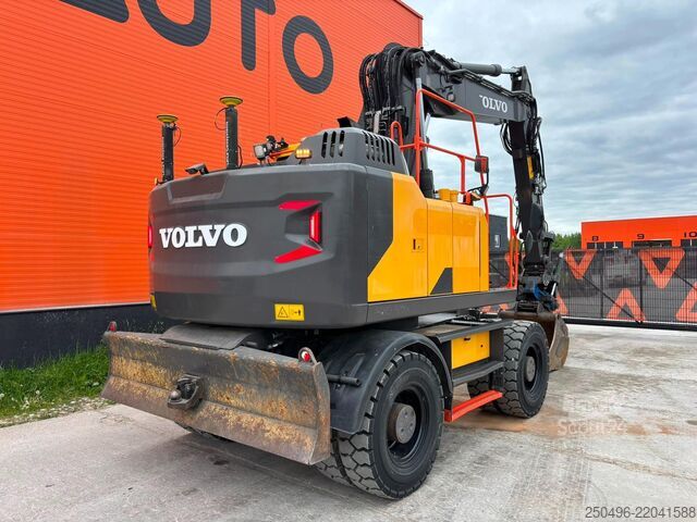 Tekerlekli ekskavatör Volvo EW 160 E 3D / TILT / AC / CENTRAL LUBRICATION /...