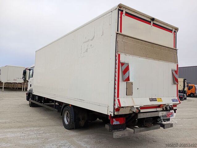 Caja cerrada MAN TGL 12.250 Koffer 3-Sitzer Euro 6 4x2 AHK LBW