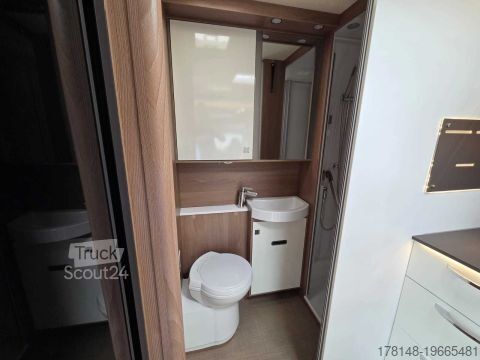 Полуинтегрированный автодом Bürstner Lyseo TD 594 Harmony Line
