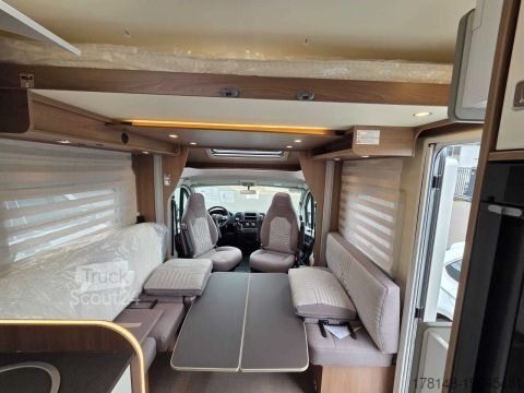 Полуинтегрированный автодом Bürstner Lyseo TD 594 Harmony Line