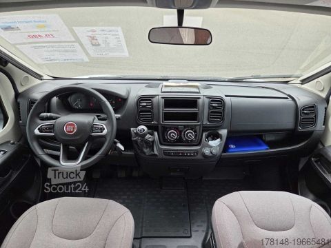 Полуинтегрированный автодом Bürstner Lyseo TD 594 Harmony Line