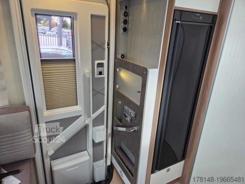 Полуинтегрированный автодом Bürstner Lyseo TD 594 Harmony Line