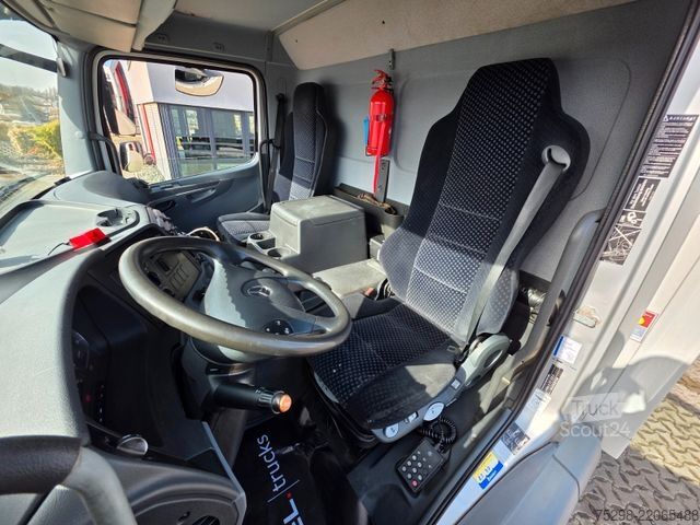 Kjølelastebil MERCEDES-BENZ Axor 1826 / Ldbw/Triple Verdampfer/ Carrier