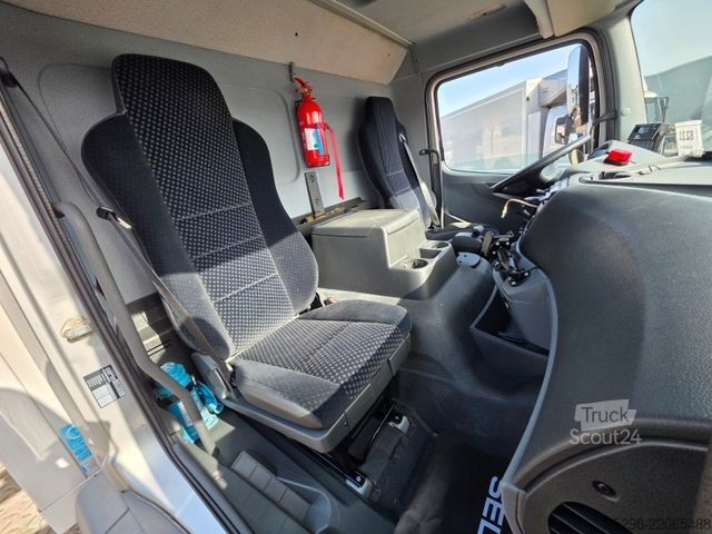 Kjølelastebil MERCEDES-BENZ Axor 1826 / Ldbw/Triple Verdampfer/ Carrier
