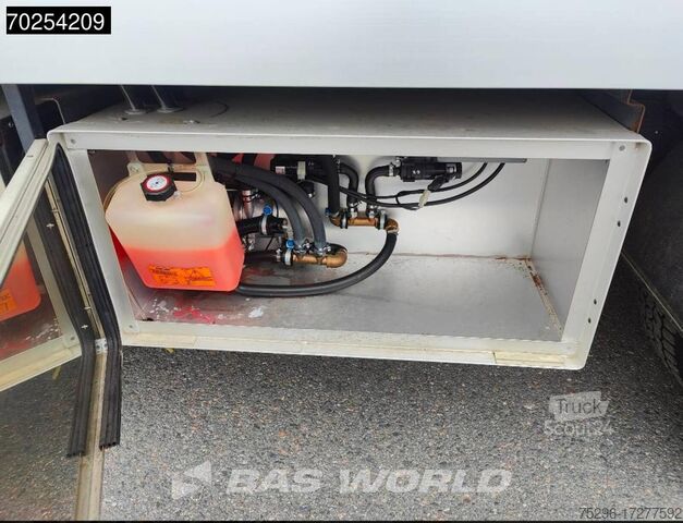 Kovček Volvo FL 250 4X2 Like NEW! Exhibition truck EURO 6