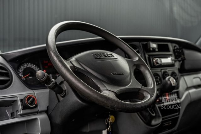 Tovornjak s montažno dvigalko IVECO Daily 35C12 D 345 | Palfinger PK 1800 | DC | 6-Z