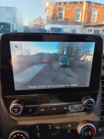 Furgão de teto alto FORD Transit Kasten 350 L3 H3 KlimaKamera TüvNeu Navi