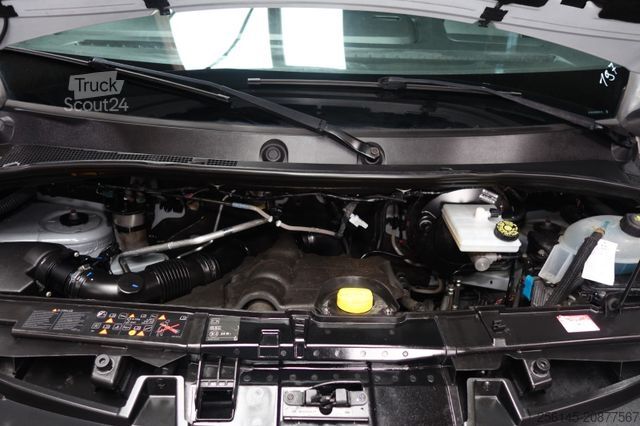 Minibús NISSAN NV400 L1 H1  Tüv Servic Neu Klima PDC