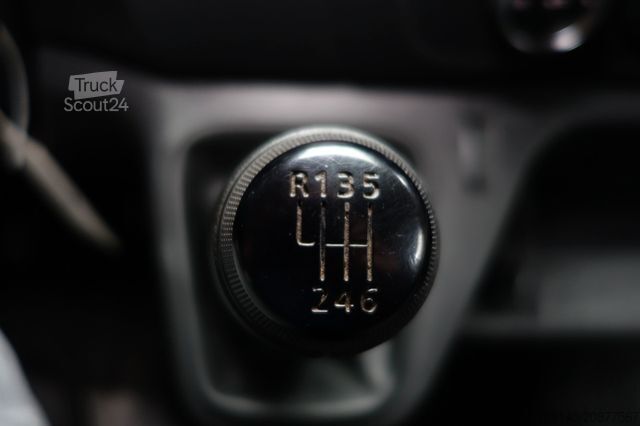 Minibus NISSAN NV400 L1 H1 Tüv Servic Neu Klima PDC