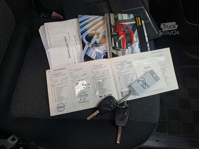 Microbuz OPEL Movano DoKa 6Sitze 3,5 AHK NaviKlimaTüvServicNeu