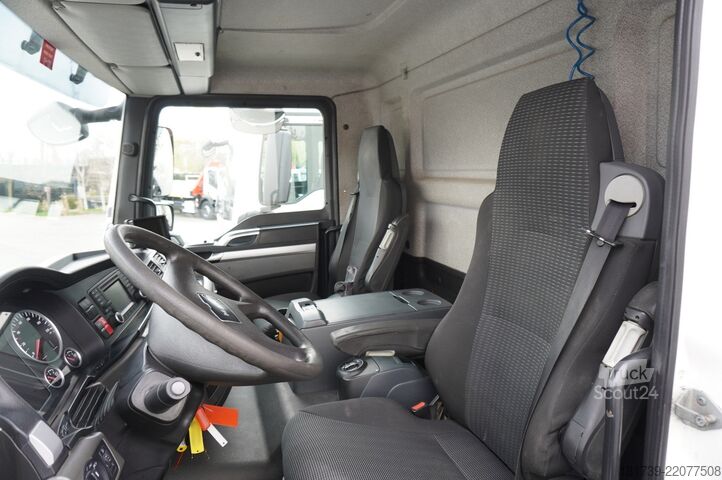 Güllefass MAN TGS 26.360 E6 / RIVARD sewage cleaner
