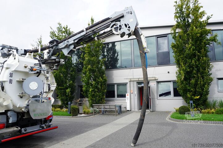 Güllefass MAN TGS 26.360 E6 / RIVARD sewage cleaner