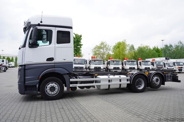 BDF / vairavimo pamokoms Mercedes-Benz Actros 2540 6x2 / 80 tho. km! / 5-seater