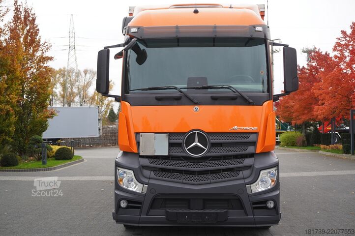 Brezents Mercedes-Benz Actros 2545 6×2 MP5 / FULL ADR / Curtain