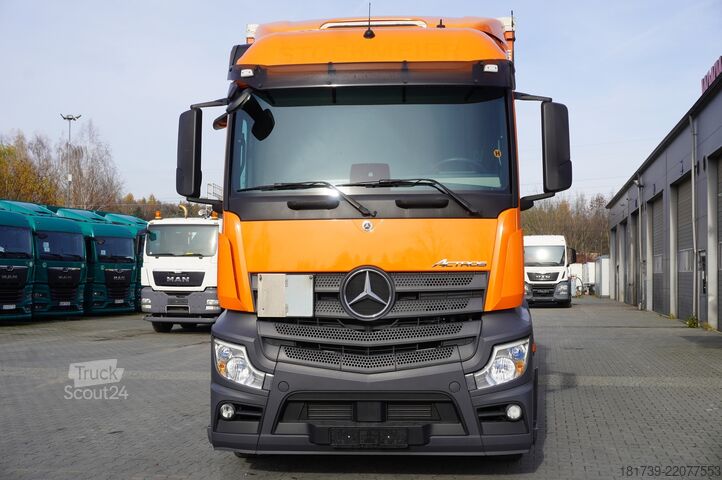 Brezents Mercedes-Benz Actros 2545 6×2 MP5 / FULL ADR / Curtain
