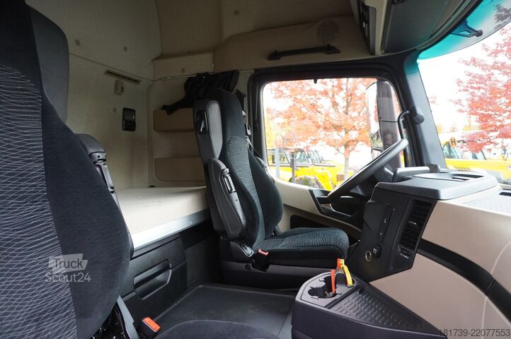 Brezents Mercedes-Benz Actros 2545 6×2 MP5 / FULL ADR / Curtain