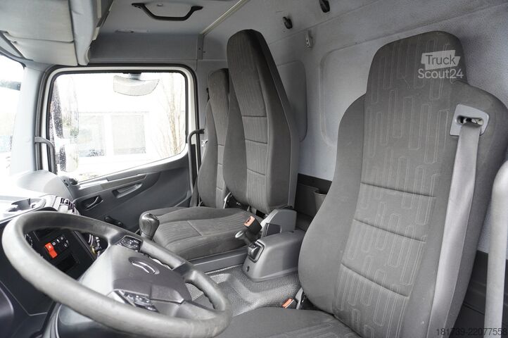 Фургон Mercedes-Benz Atego 816 E6 4x2 / container / 15 pallet