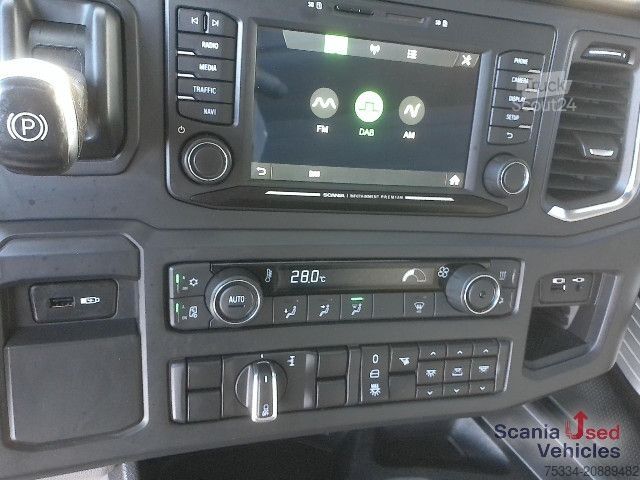 Standardowy ciągnik siodłowy Scania R 450 A4x2NA