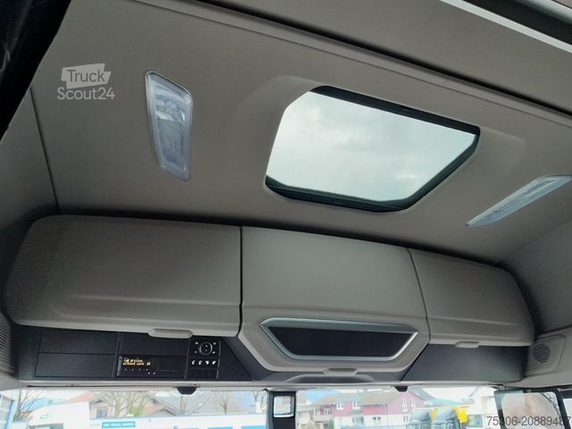 Standardowy ciągnik siodłowy DAF XG 480 FT