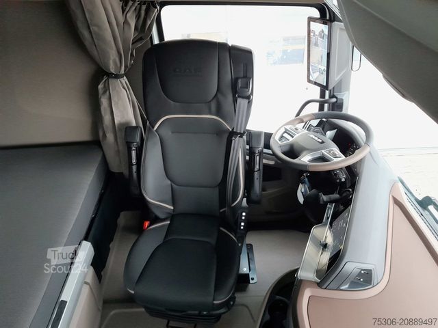 Standardowy ciągnik siodłowy DAF XG+ 480 FT