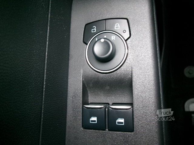 Panel van FORD Transit Courier Trend DoKa 1.5L WiPa GRA Kam