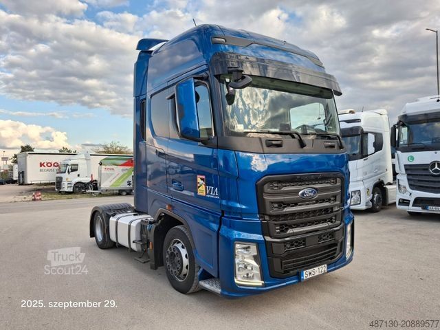 Véhicule tracteur volume FORD F-MAX 500 mega