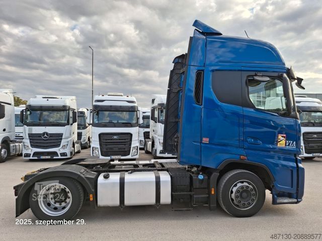 Ciągnik siodłowy typu volume FORD F-MAX 500 mega