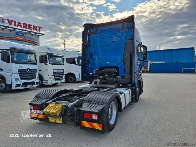 Véhicule tracteur volume FORD F-MAX 500 mega