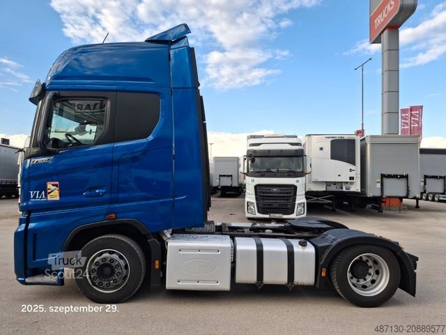 Véhicule tracteur volume FORD F-MAX 500 mega