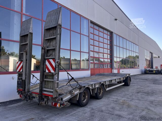 Alçak şasi römork Humbaur HTD 30  3 Achs Tiefladeranhänger, verzinkt