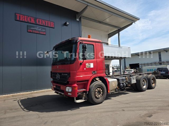 Шаси на камион MERCEDES-BENZ Actros 2641 / 6X4 / EPS 3 Pedal / German