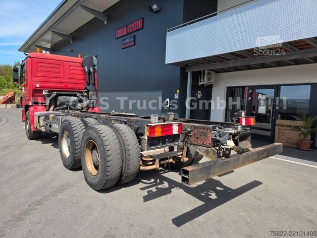 Шаси на камион MERCEDES-BENZ Actros 2641 / 6X4 / EPS 3 Pedal / German