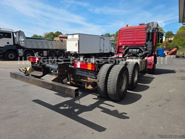 Шаси на камион MERCEDES-BENZ Actros 2641 / 6X4 / EPS 3 Pedal / German