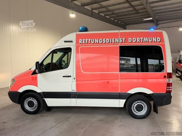 Vatrogasno vozilo MERCEDES-BENZ Sprinter II 313 CDI*L1/H2*RTW*KTW*KRANKENWAGEN*