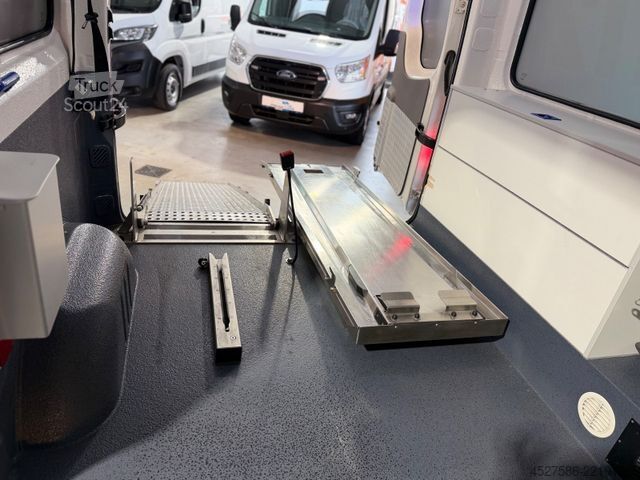 Vatrogasno vozilo MERCEDES-BENZ Sprinter II 313 CDI*L1/H2*RTW*KTW*KRANKENWAGEN*