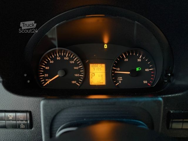 Vatrogasno vozilo MERCEDES-BENZ Sprinter II 313 CDI*L1/H2*RTW*KTW*KRANKENWAGEN*