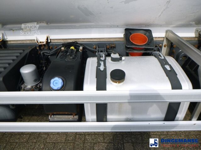 Tanker Renault Premium 270.19 dxi 4x2 gas tank 19.6 m3 / 1 comp